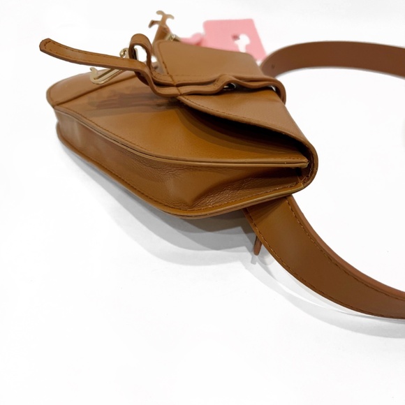 NWT Juicy Couture Cognac Belted Saddle Bag/Fanny Pack, Sz Med/Lg - Picture 4 of 15